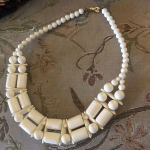 Accent Vintage Bakelite Necklace- 669 $20 or $15 w/offer